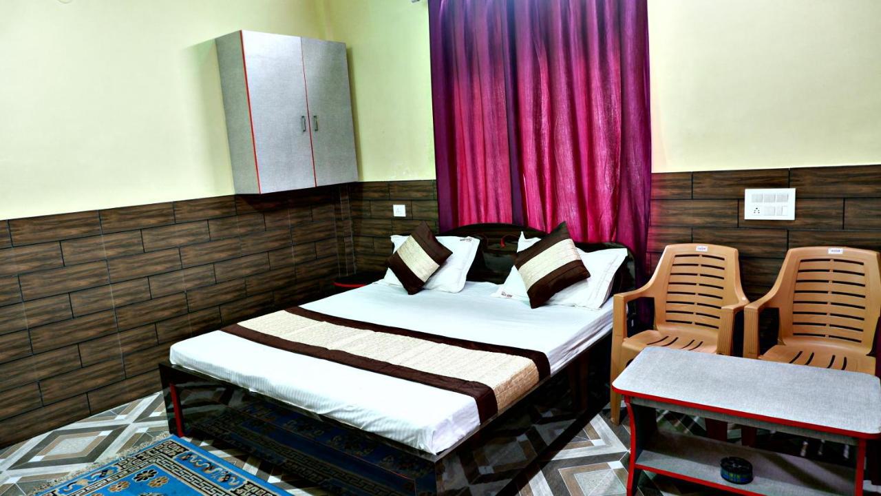 Hotel Moti Mahal,Bénarès Extérieur photo